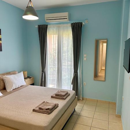 Seaside Escape Apartments - Poseidon Palaia Fokaia Exterior photo